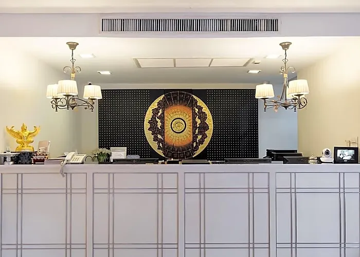 Rongratana Executive فندق
