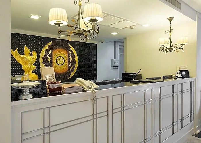 Rongratana Executive 4* بانكوك