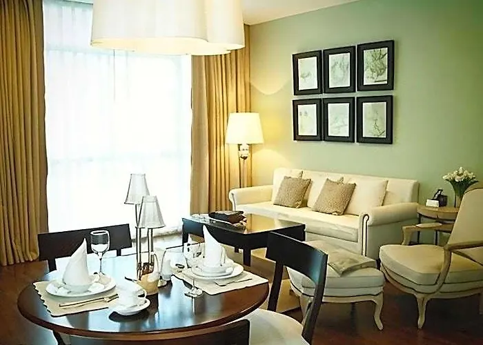 Rongratana Executive 4* بانكوك